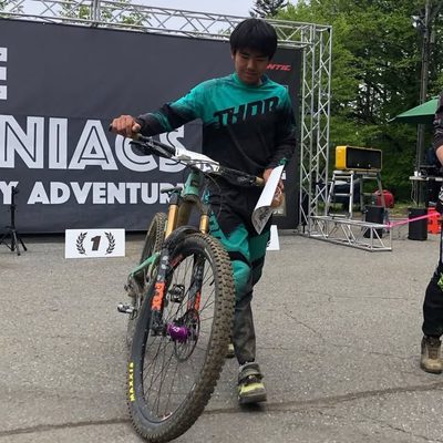 Yuga Ikuta professional downhill mountain bike rider